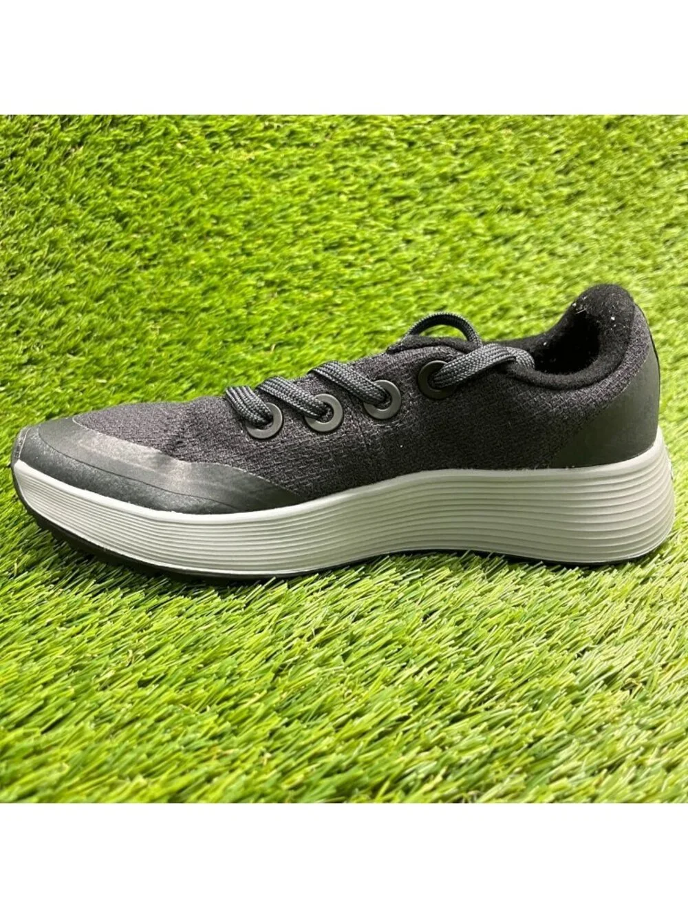 Allbirds Wool Runner Protect Womens Size 6 Black Gray Running Shoes Sneakers